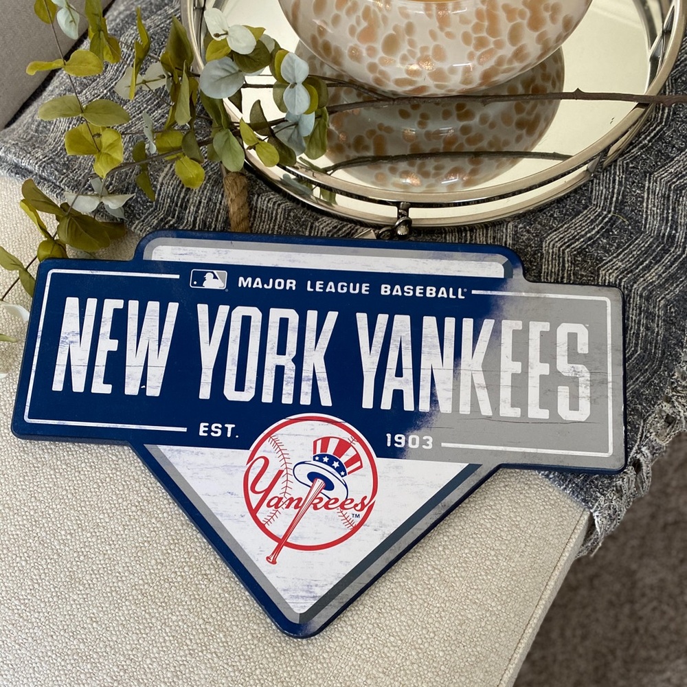 New York Yankees Wall Sign - Picture 1 of 3